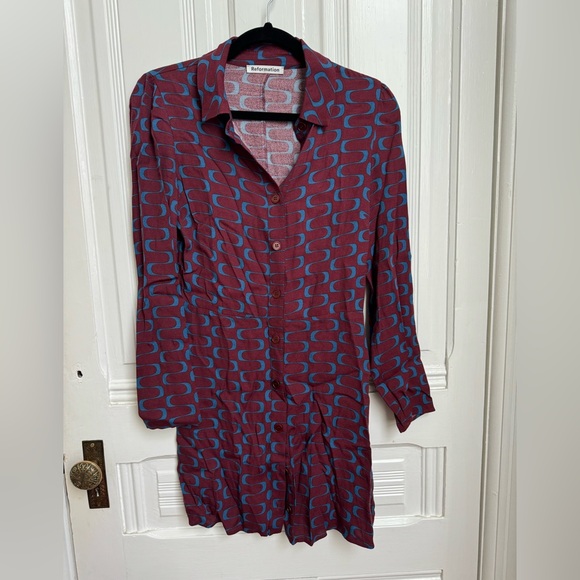 NWOT Reformation Long Sleeve Collared Hugh Dress in Marooned 4 - Picture 2 of 4